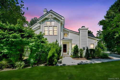 35 Landing Dr, Dobbs Ferry, NY, 10522-1181 | Card Image