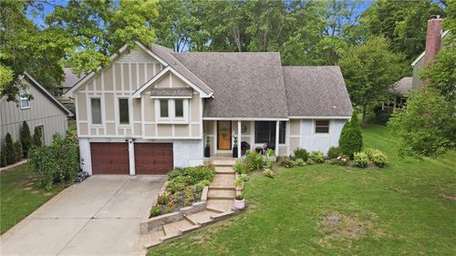 12823 82nd St, Lenexa, KS, 66215-2618 | Card Image
