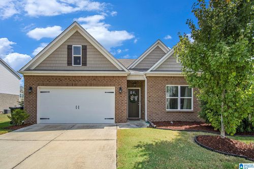 4554 Mccalla Trace Pkwy, BESSEMER, AL, 35022-5490 | Card Image