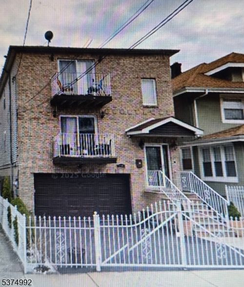 134 Lehigh Ave, Newark, NJ, 07112-2036 | Card Image