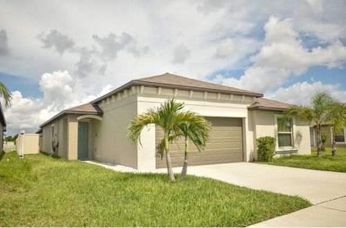 16623 Carlton Pond St, Wimauma, FL, 33598-2443 | Card Image