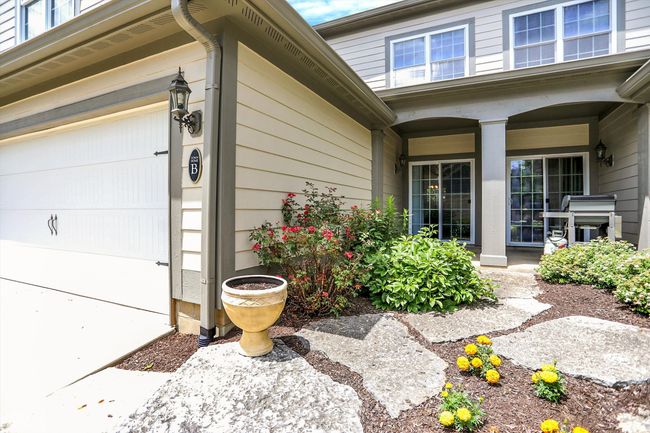 6691 Beekman Pl, Condo with 3 bedrooms, 3 bathrooms and null parking in Zionsville IN | Image 32