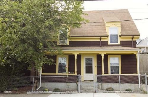 292 Cedar St, Somerville, MA, 02145-3521 | Card Image