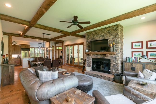C - 224 Logging Horse Rd, Condo with 3 bedrooms, 3 bathrooms and null parking in Burnsville NC | Image 17