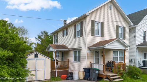 424 Hudson St, Forest City, PA, 18421-1414 | Card Image