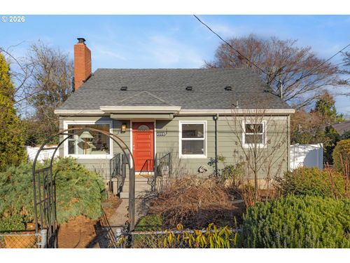 4231 Se Long St, Portland, OR, 97206-4121 | Card Image