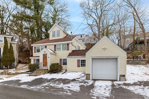 66 Springdale Ave, Saugus, MA, 01906-2660 | Card Image