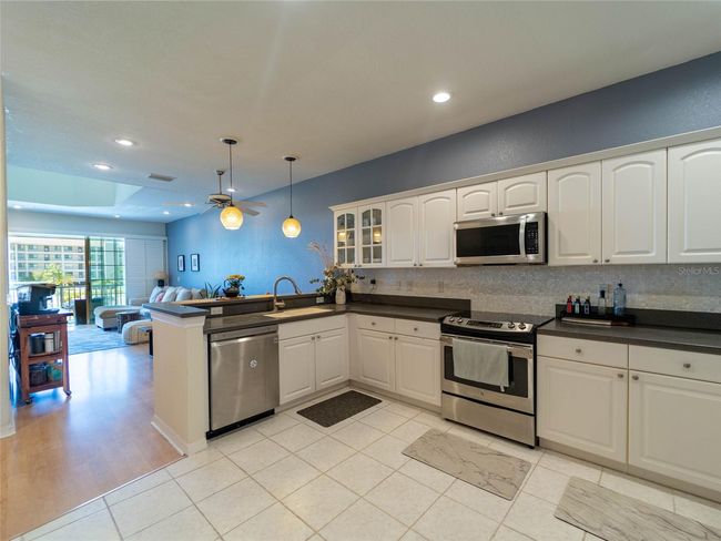 Kitchen. | Image 12