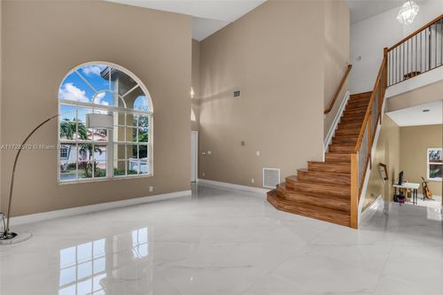 9793 Nw 29th Ter, Doral, FL, 33172-1077 | Card Image