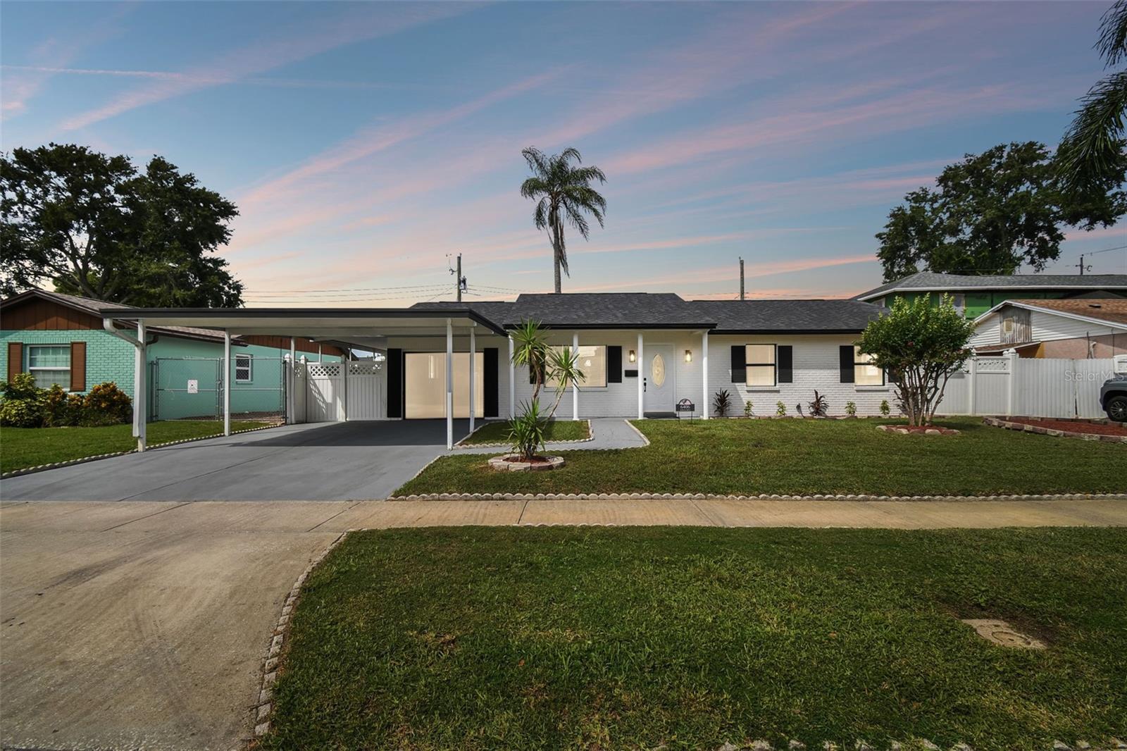 Mornay Dr, Tampa, FL 33615
