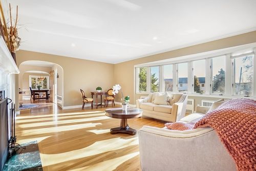 272 Atlantic Ave, Swampscott, MA, 01907-1638 | Card Image