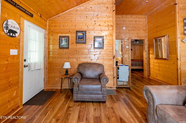 2230 Cove Creek Dr, House other with 2 bedrooms, 2 bathrooms and null parking in Sevierville TN | Image 5