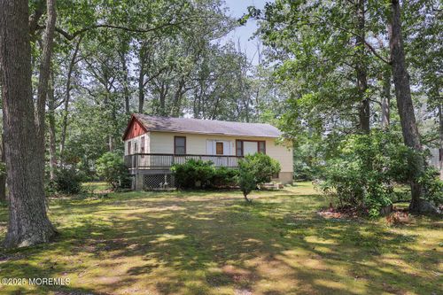 3 Cypress Ave, Jackson, NJ, 08527-2725 | Card Image