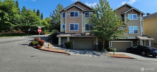 24025 40th Ave Se, Bothell, WA, 98021-9077 | Card Image