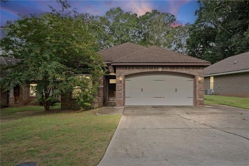 914 Henckley Ave, Mobile, AL, 36609-3010 | Card Image