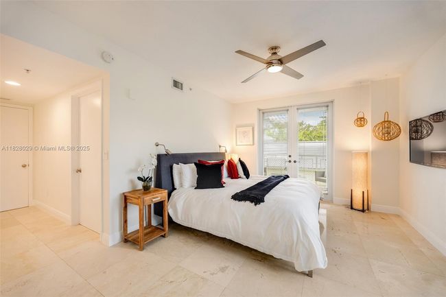305 - 3540 Main Hwy, Condo with 2 bedrooms, 2 bathrooms and null parking in Coconut Grove FL | Image 7
