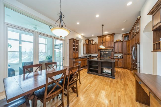 9289 Winterberry Ct, Home with 4 bedrooms, 4 bathrooms and null parking in West Des Moines IA | Image 9