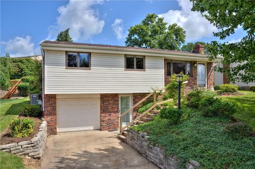 609 Bluestone Dr, Allison Park, PA, 15101-4210 | Card Image