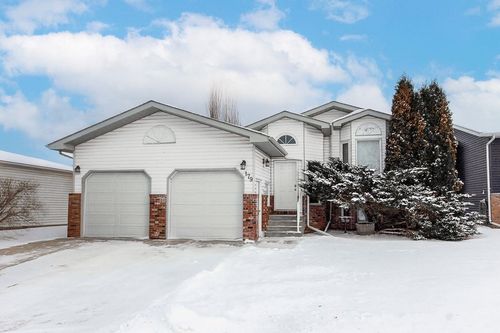 179 Douglas Ave, Red Deer, AB, T4R2G2 | Card Image