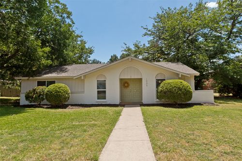 1905 Deep Valley Dr, Richardson, TX, 75080-3109 | Card Image