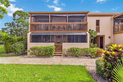 33-3067 Willow Green Dr, SARASOTA, FL, 34235 | Card Image