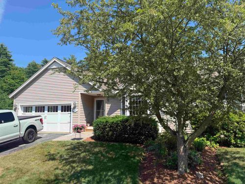 11 Aspen Dr, East Hampstead, NH, 03826-5423 | Card Image