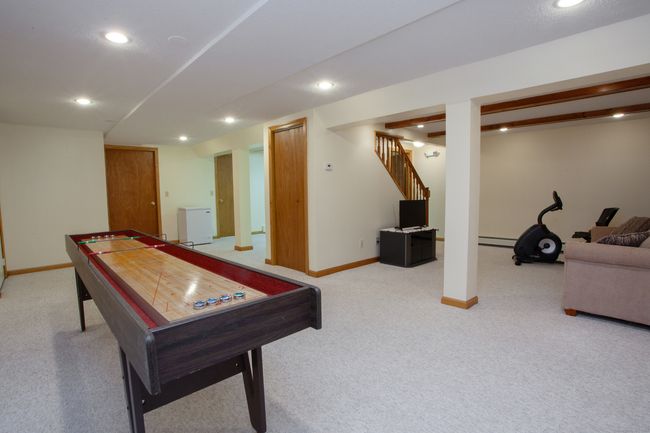 Large basement for fun and games | Image 25