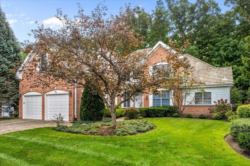 1685 Cornell Ct, Lake Forest, IL, 60045-5116 | Card Image