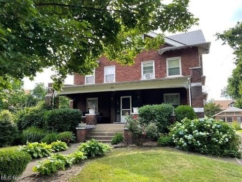 n-30 Casterton Ave, Akron, OH, 44303-1002 | Card Image