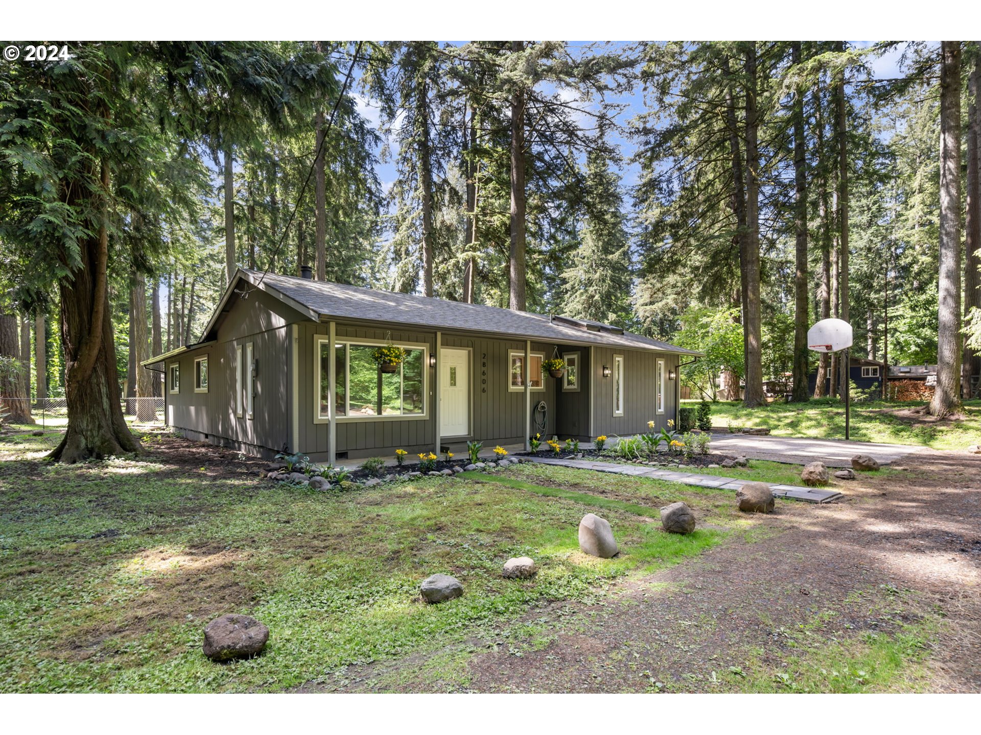 Woods Rd, Eagle Creek, OR 97022