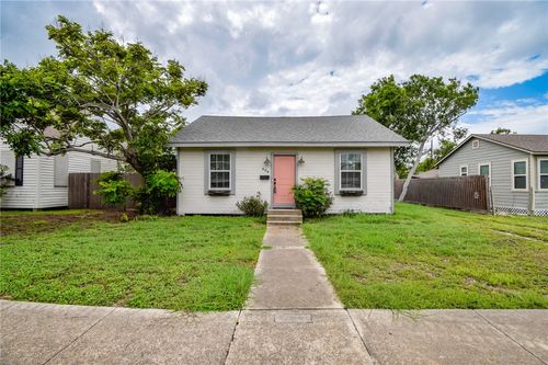 458 Louisiana Ave, Corpus Christi, TX, 78404-1708 | Card Image