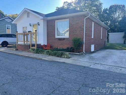 443 17th St, Cramerton, NC, 28032-1315 | Card Image