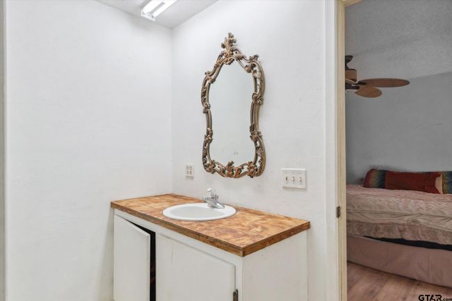 13386 Fm 858, House other with 3 bedrooms, 2 bathrooms and null parking in Ben Wheeler TX | Image 26