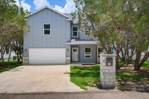 10 Honeysuckle Ln, Wimberley, TX, 78676-2006 | Card Image