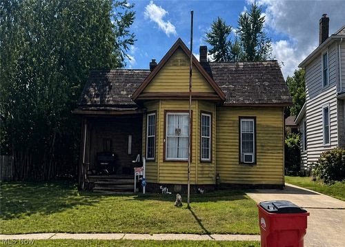 138 Taylor St, Crooksville, OH, 43731-1152 | Card Image