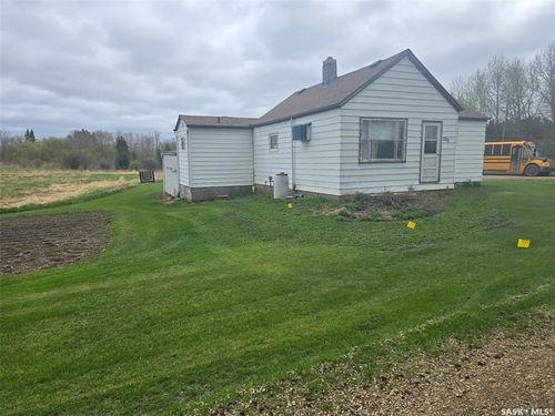 200 N Railway Ave, Norquay, SK, S0A0L1 | Card Image