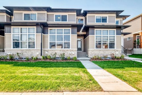 1069 Bayview Cres Sw, Airdrie, AB, T4B5N8 | Card Image