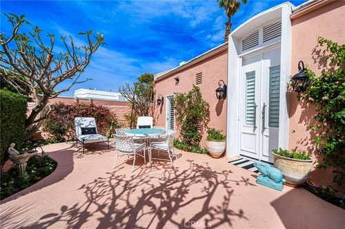 47159 El Menara Cir, Palm Desert, CA, 92260-5811 | Card Image