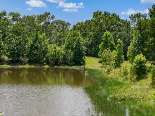 17952 County Road 224, Oakwood, TX, 75855-3622 | Card Image