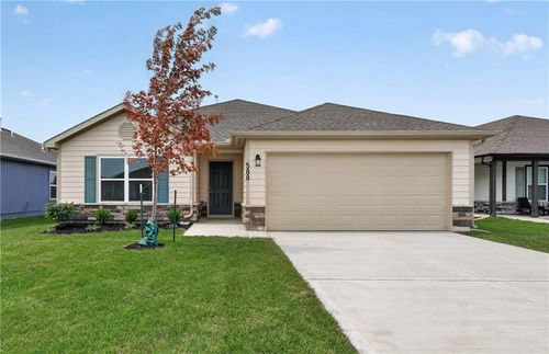 588 W Bluebird St, Gardner, KS, 66030-2265 | Card Image