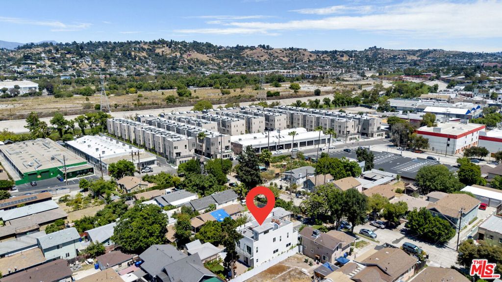 Residential in Los Angeles 4