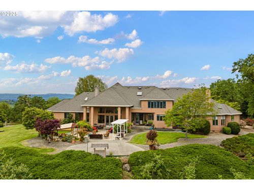 375 Bella Hills Ln, Roseburg, OR, 97471-9425 | Card Image