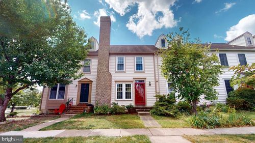 20044 Crew Sq, ASHBURN, VA, 20147-3330 | Card Image
