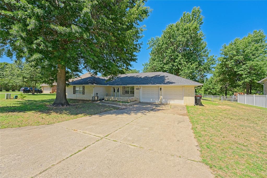 Residential in Harrah 2