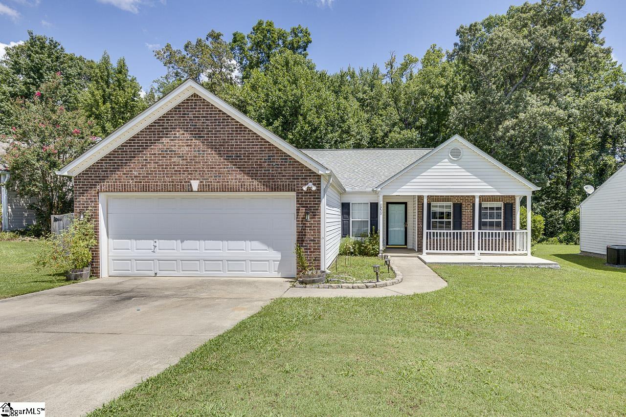 Fountainbrook Ln, Fountain Inn, SC 29644