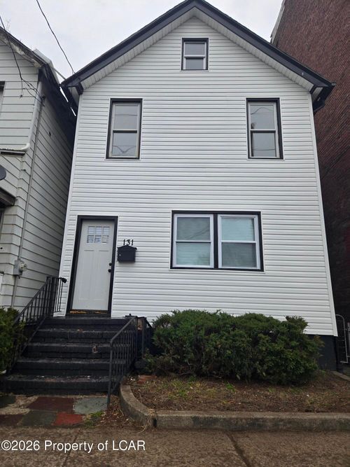 131 Academy St, Wilkes Barre, PA, 18702-2302 | Card Image