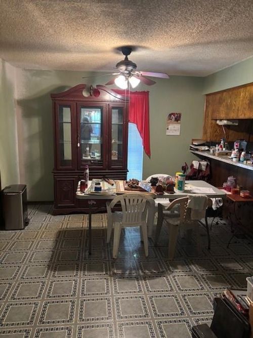 21 N Avenue D, Freeport, TX, 77541 | Card Image