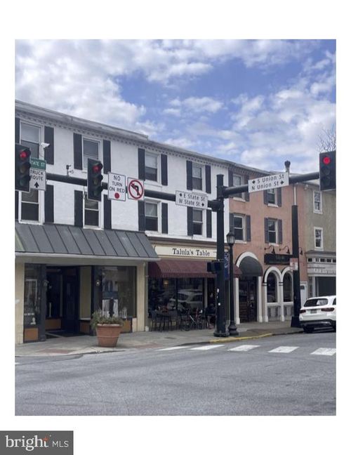 1-102 W State St, KENNETT SQUARE, PA, 19348-3021 | Card Image