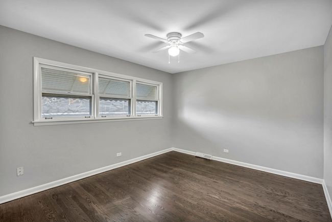 551 E 167 Th St, Home with 3 bedrooms, 2 bathrooms and null parking in South Holland IL | Image 11