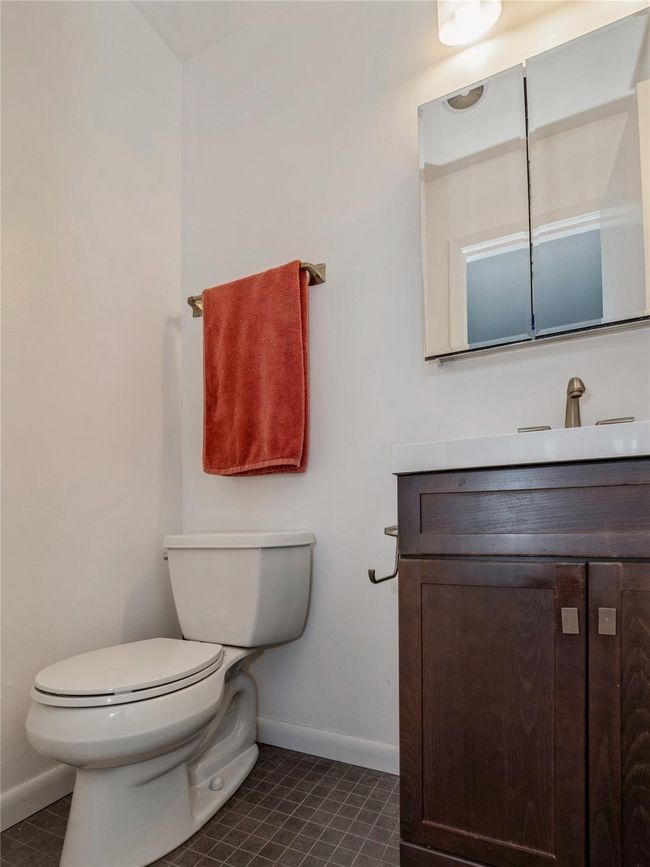 Half Bath in Primary Bedroom | Image 9